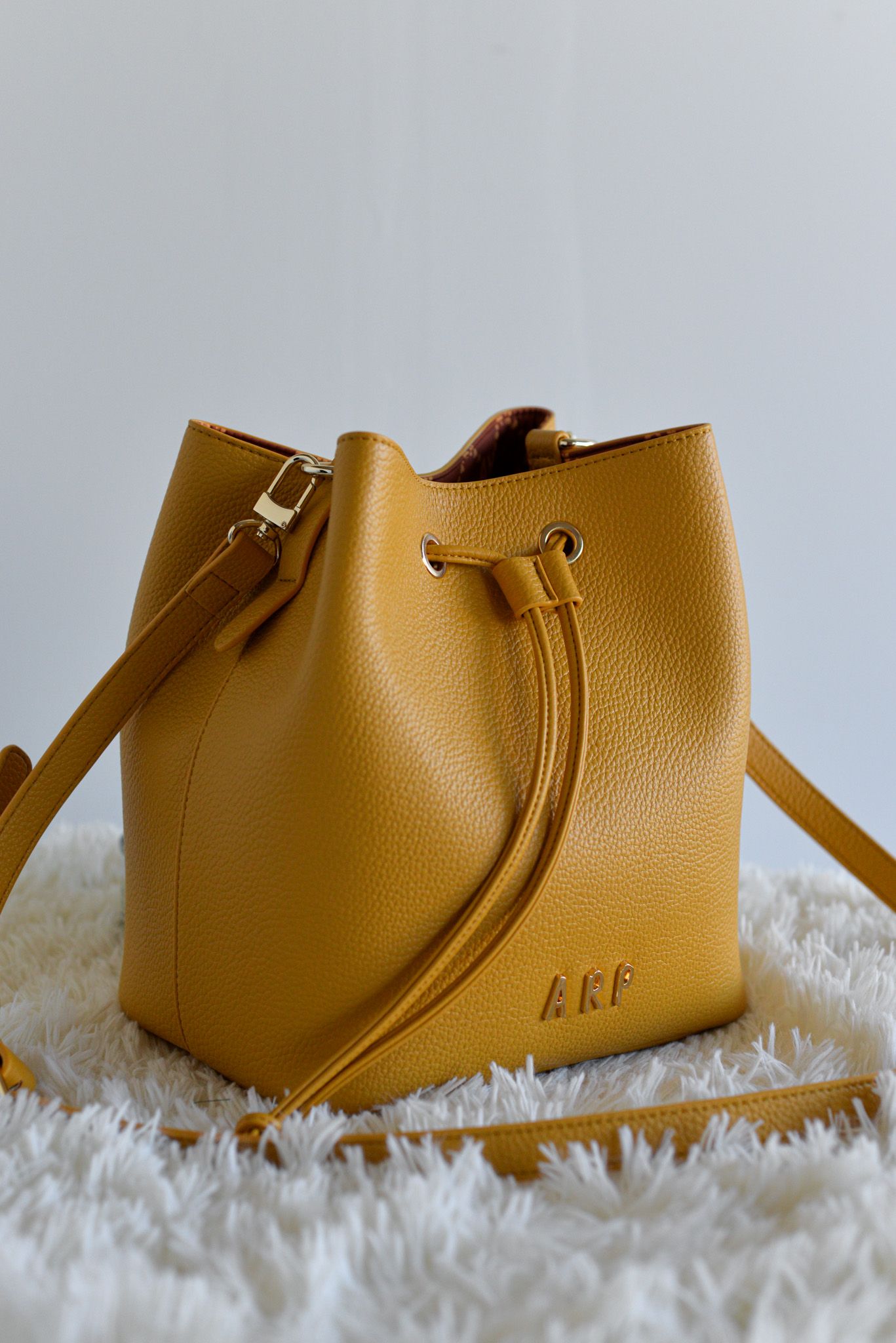 Bandolera bombonera Agatha Ruiz de la Prada mostaza