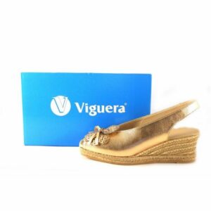 Alpargatas de cuña en piel Viguera nude metalizado