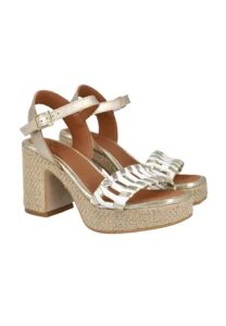 Sandalias de tacón Popa modelo digue calado blanco