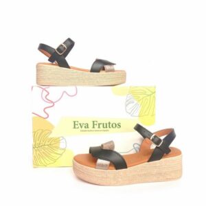 Sandalias piel con plataforma Eva Frutos de tiras negro y plata