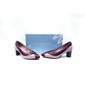Zapatos salón J. Montesinos en piel rosa nude con burdeos