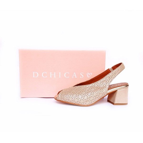 Zapatos de salón destalonados con tacón medio D'Chicas oro champán - Imagen 2